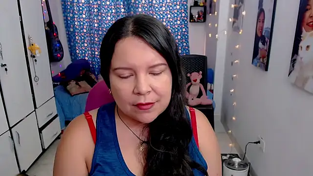Snapshot of claryssa_ chatting on October 10, 7:52 pm claryssa online show from October 10, 7:52 pm