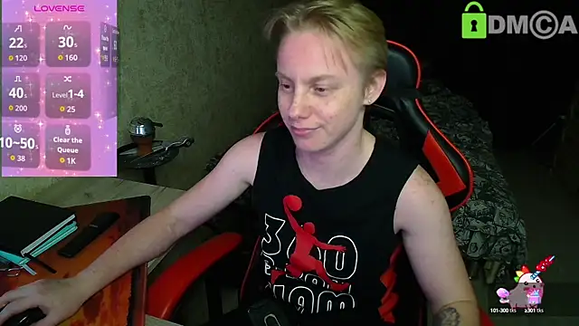 Alexis Gordon online show from September 22, 9:46 pm