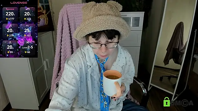 Snapshot of Melissa_Wells chatting on October 3, 9:31 pm Melissa Wells online show from October 3, 9:31 pm