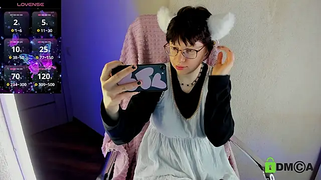 Snapshot of Melissa_Wells chatting on October 10, 9:09 pm Melissa Wells online show from October 10, 9:09 pm