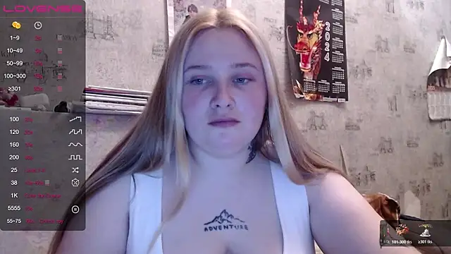 Snapshot of Light_Luna chatting on October 27, 2:01 pm Light Luna online show from October 27, 2:01 pm