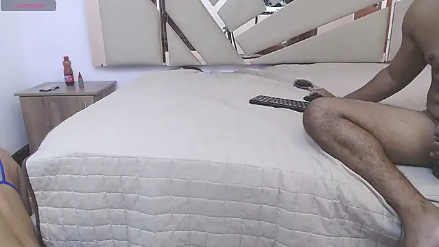 Snapshot of you_and_i9 chatting on October 16, 8:22 pm you and i9 online show from October 16, 8:22 pm