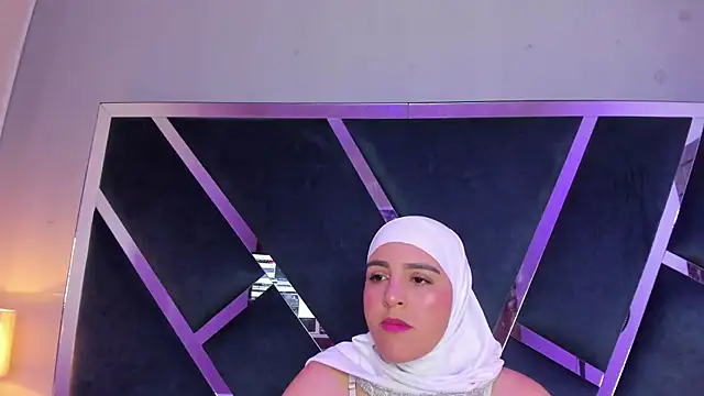 Snapshot of Nahid_Jaziri1 chatting on October 17, 9:18 pm Nahid Jaziri1 online show from October 17, 9:18 pm