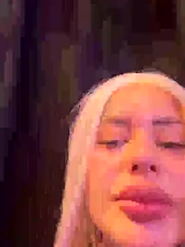 Snapshot of bambixboo chatting on September 25, 12:15 pm bambixboo online show from September 25, 12:15 pm