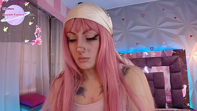 Snapshot of Candy_morgan412 chatting on October 7, 12:31 pm Candy morgan412 online show from October 7, 12:31 pm