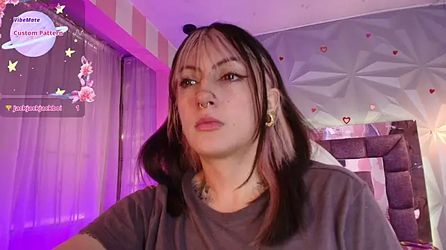 Snapshot of Candy_morgan412 chatting on September 25, 12:15 pm Candy morgan412 online show from September 25, 12:15 pm