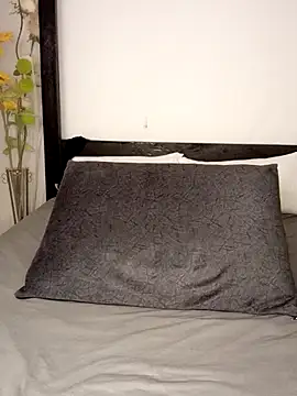 Snapshot of rosey_cheeks chatting on October 2, 1:43 am rosey cheeks online show from October 2, 1:43 am