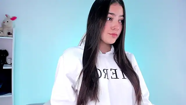 lili turner online show from February 28, 10:03 am