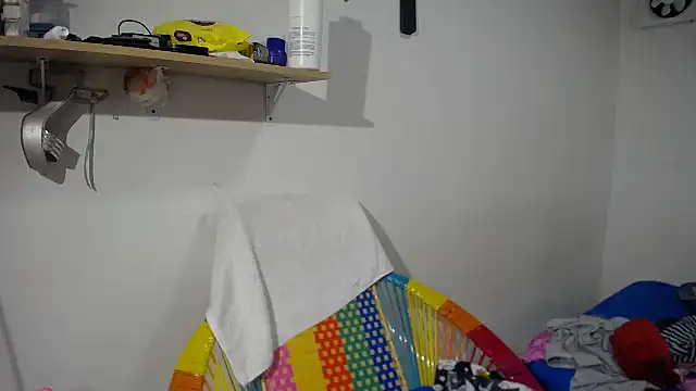 Snapshot of big_small_h0rny_ chatting on September 14, 3:15 am big small h0rny online show from September 14, 3:15 am