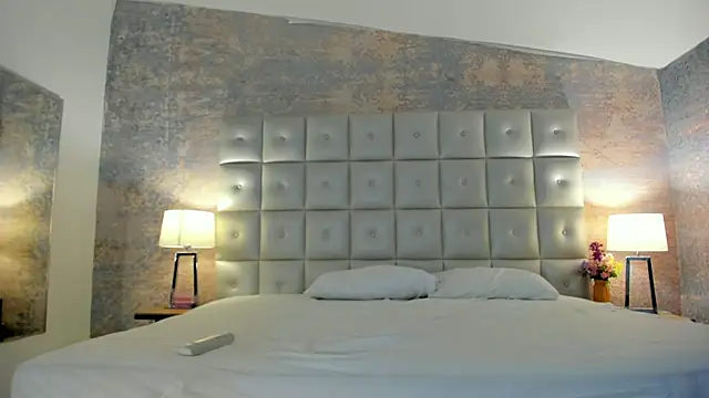 Lezy  online show from March 11, 7:38 pm