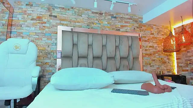 Snapshot of karla_dunn chatting on September 17, 8:51 pm karla dunn online show from September 17, 8:51 pm