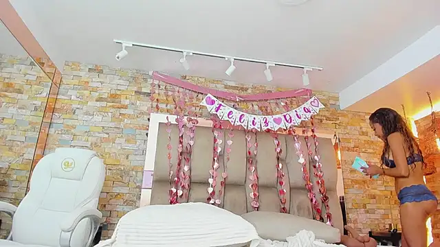 karla dunn online show from February 10, 8:45 pm