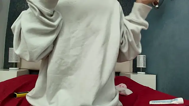 Cloeandtyfanny online show from January 12, 9:09 pm