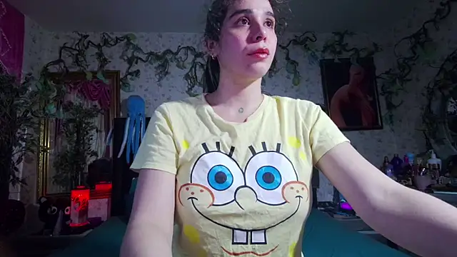 Snapshot of Elizabeth77_ chatting on October 18, 9:49 pm Elizabeth77 online show from October 18, 9:49 pm