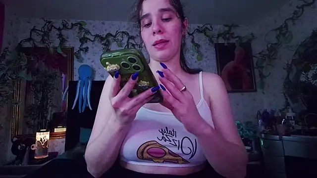 Snapshot of Elizabeth77_ chatting on October 14, 8:55 pm Elizabeth77 online show from October 14, 8:55 pm