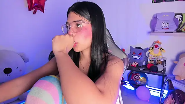 cutestephuwu online show from October 18, 2:03 am