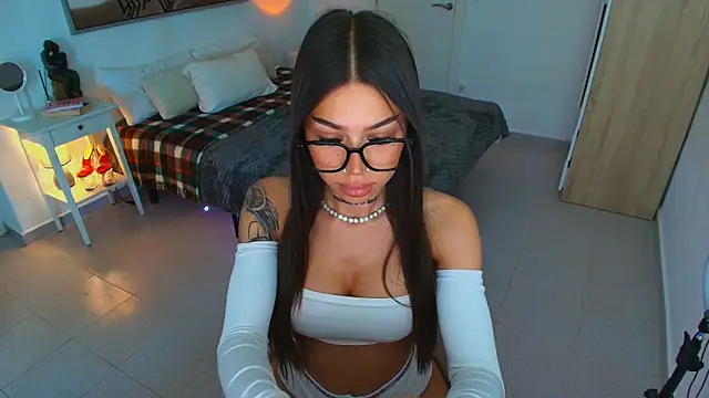 Fancy Jenn online show from June 15, 12:49 pm