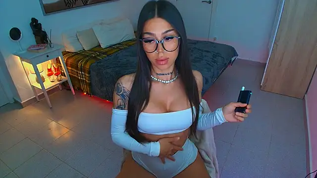 Fancy Jenn online show from June 19, 11:30 pm