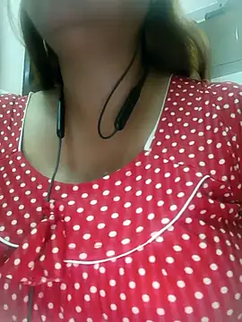 Snapshot of Dianaa9 chatting on October 4, 7:14 am Dianaa9 online show from October 4, 7:14 am