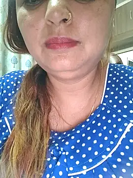 Snapshot of Dianaa9 chatting on October 2, 4:28 am Dianaa9 online show from October 2, 4:28 am