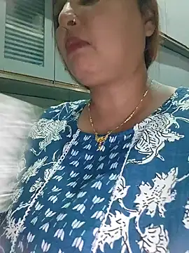 Snapshot of Dianaa9 chatting on October 24, 2:24 pm Dianaa9 online show from October 24, 2:24 pm