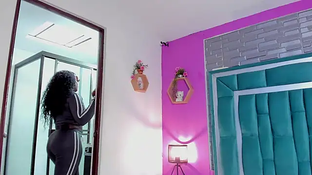 LORENSCOLLINS online show from December 19, 7:50 pm