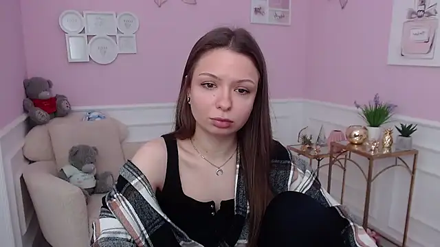 LucySkilar online show from January 15, 6:08 am