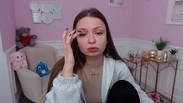 LucySkilar online show from January 16, 6:20 am