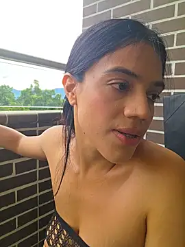 Deisy Torres online show from May 16, 8:52 pm