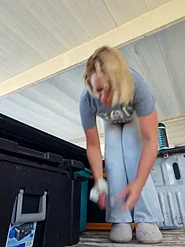 Dixiefaye Pika online show from January 10, 2:22 pm