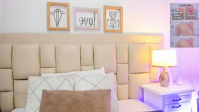 Valerith Vega  online show from December 19, 12:19 pm