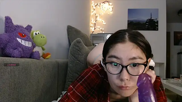 Kunimitsuu  online show from October 8, 9:52 pm