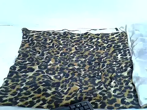 Snapshot of drowllie chatting on October 8, 5:06 pm drowllie online show from October 8, 5:06 pm