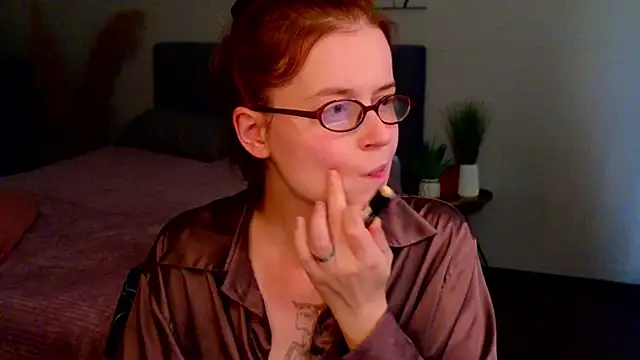 reb luvng online show from September 9, 1:44 pm