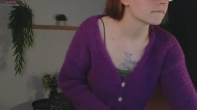 reb luvng online show from October 7, 1:37 pm