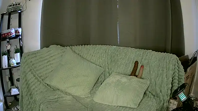 Snapshot of FckableAngel chatting on September 15, 2:14 pm FckableAngel online show from September 15, 2:14 pm