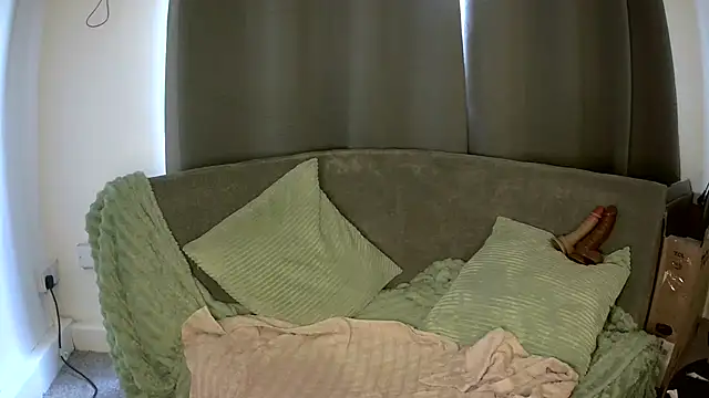 Snapshot of FckableAngel chatting on October 25, 12:13 pm FckableAngel online show from October 25, 12:13 pm