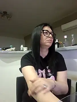 Snapshot of Milf_Abigail chatting on October 30, 3:53 am Milf Abigail online show from October 30, 3:53 am