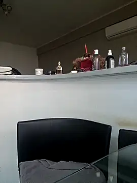 Snapshot of Milf_Abigail chatting on September 24, 4:55 am Milf Abigail online show from September 24, 4:55 am