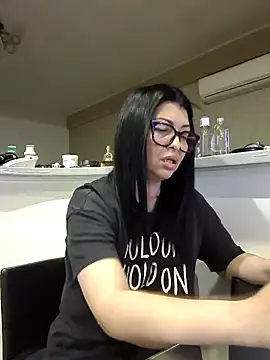 Snapshot of Milf_Abigail chatting on October 22, 2:38 am Milf Abigail online show from October 22, 2:38 am