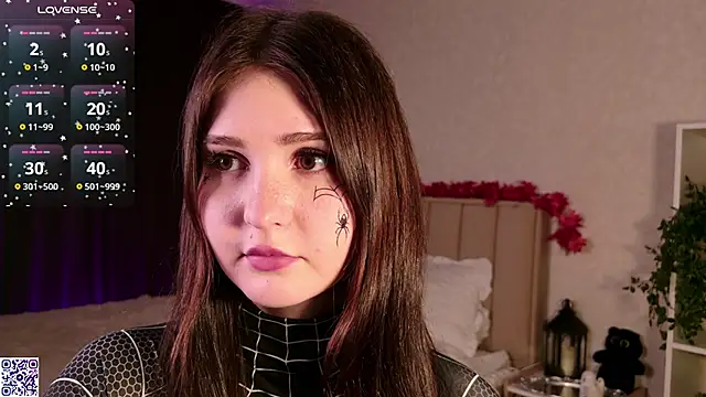 Snapshot of LeraKit chatting on October 29, 3:36 pm LeraKit online show from October 29, 3:36 pm