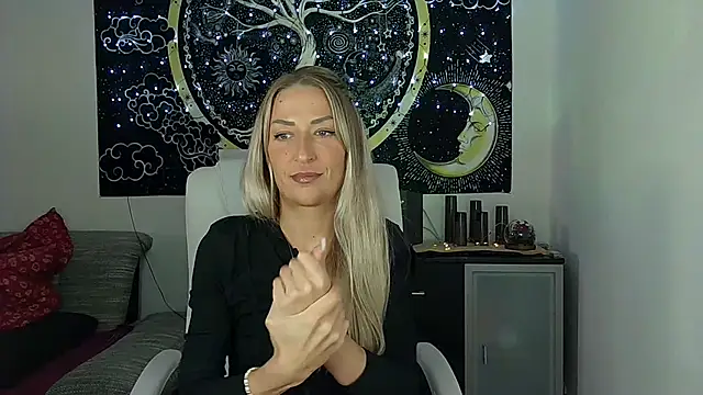 Snapshot of -Jeany- chatting on September 22, 4:16 pm -Jeany- online show from September 22, 4:16 pm