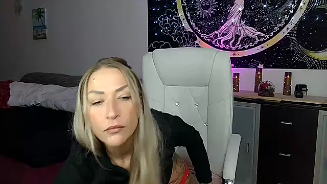 Snapshot of -Jeany- chatting on October 30, 11:06 pm -Jeany- online show from October 30, 11:06 pm