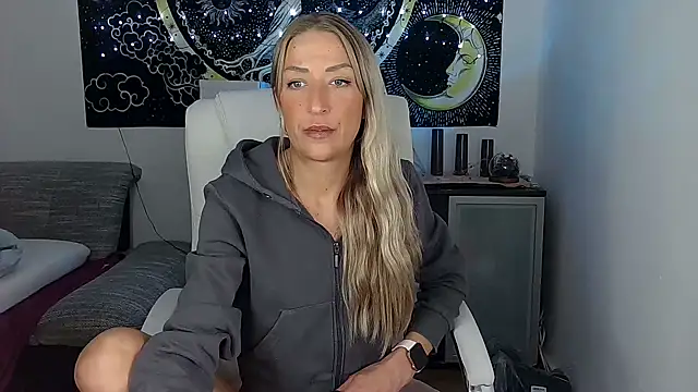 Snapshot of -Jeany- chatting on September 30, 6:35 pm -Jeany- online show from September 30, 6:35 pm