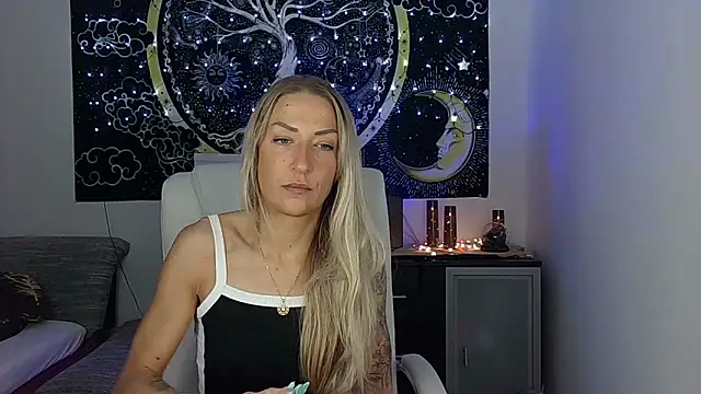 Snapshot of -Jeany- chatting on October 19, 3:30 am -Jeany- online show from October 19, 3:30 am