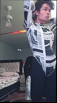 FemaleIssuing online show from September 25, 9:08 am