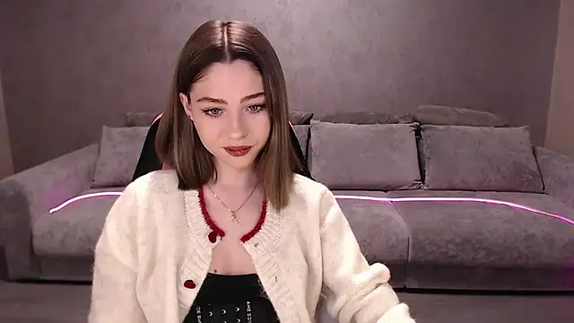 Tessa Walker online show from December 2, 11:23 am