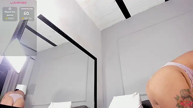 BrianaHazel online show from April 20, 7:50 pm