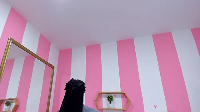 Snapshot of ISABELLA_020 chatting on October 14, 12:08 pm ISABELLA 020 online show from October 14, 12:08 pm