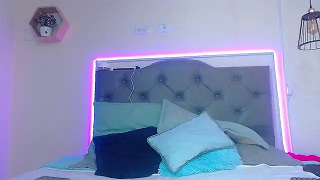 Kim clark1 online show from November 12, 4:16 pm